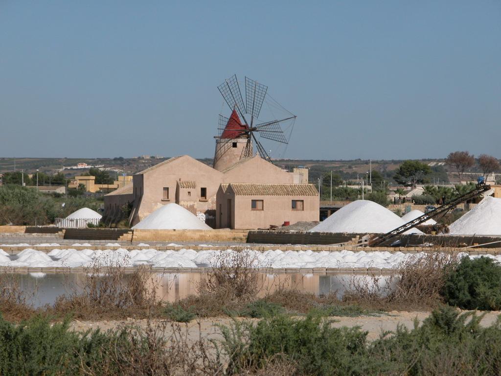 Sunrise Stagnone - Kitesurf Spot Bed & Breakfast Marsala Exterior photo