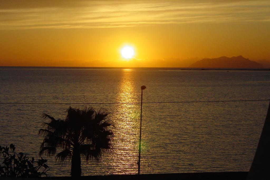 Sunrise Stagnone - Kitesurf Spot Bed & Breakfast Marsala Exterior photo